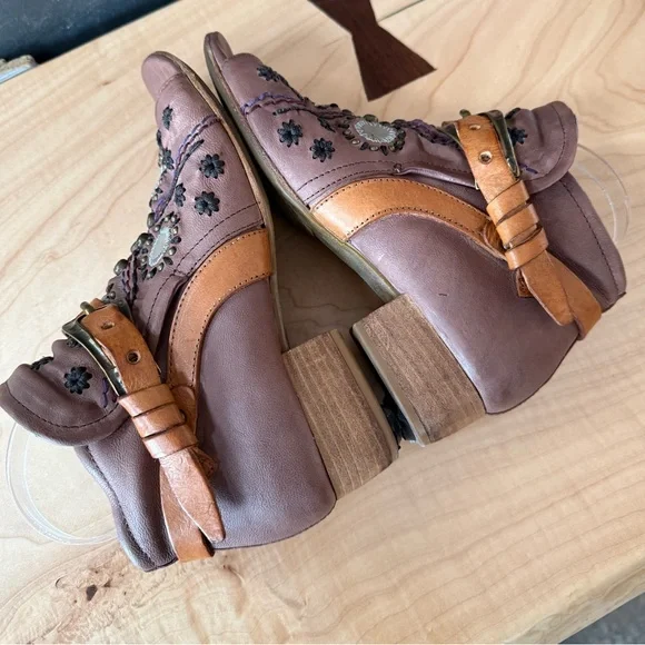 A.S.98 Tofy Peep toe embellished Boho ankle bootie, 39/9 pinkish tan, great shoe - Picture 12 of 16